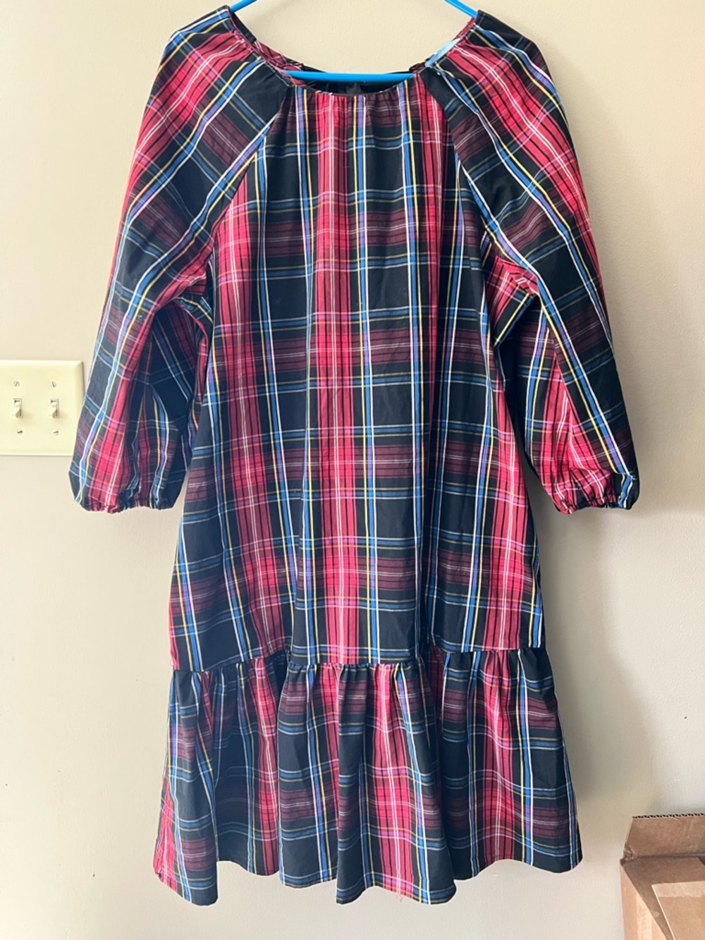 Draper James RSVP long sleeve tied bow back dress in tartan red and black sz L.